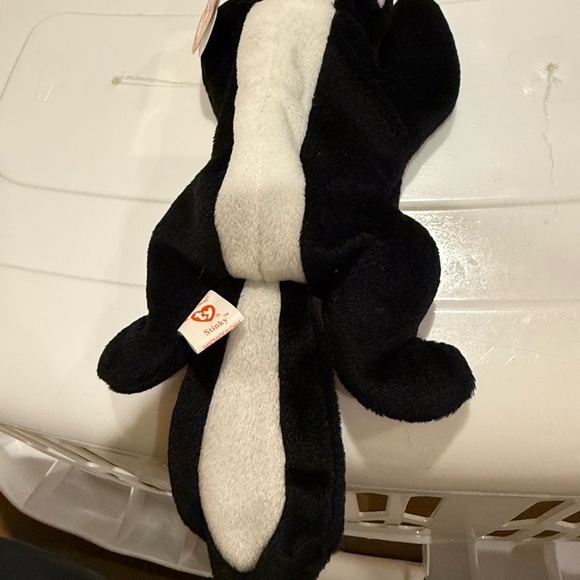 TY Beanie Baby “Stinky” - Picture 5 of 6